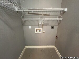 Building Photo - 8708 Laurel Canyon Dr