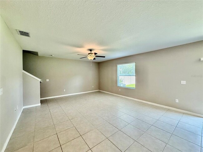 Building Photo - 10252 Shady Preserve Dr