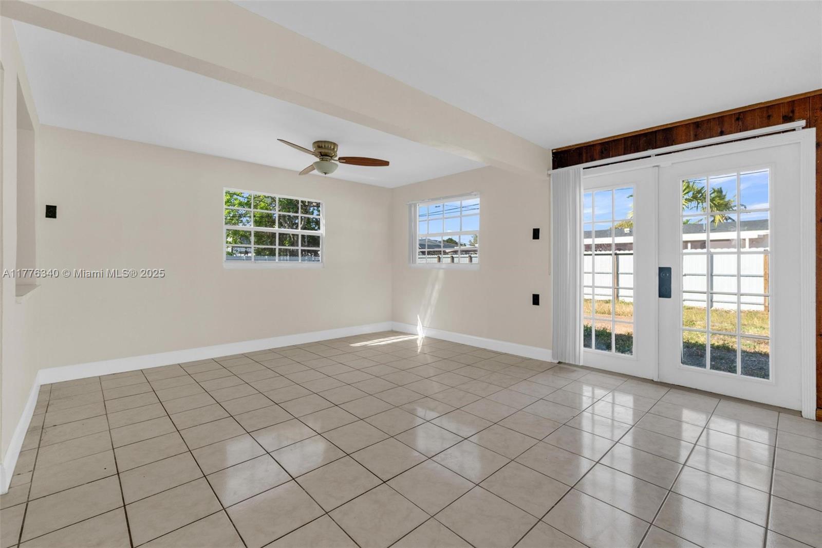 Building Photo - 16230 SW 106th Ave