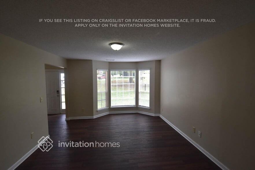 Building Photo - 395 Oakdale Cir