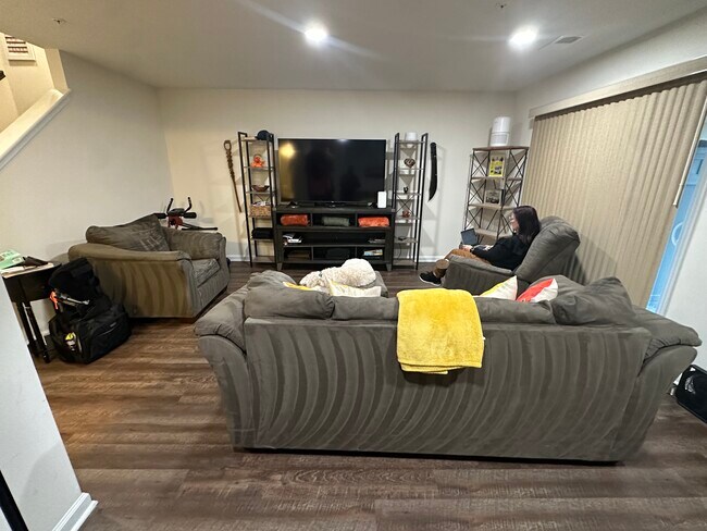 Building Photo - 5640 Scott Ridge Pl