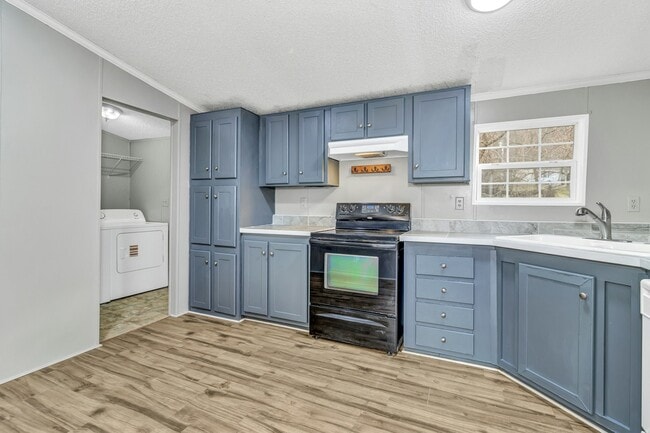 Building Photo - 9 Harwood Cemetary Rd