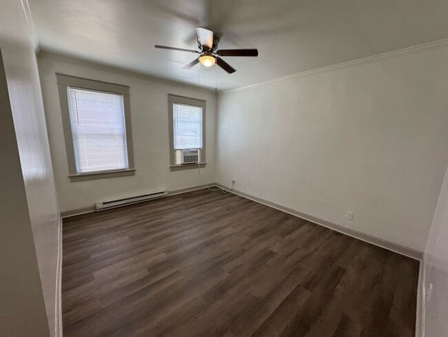 Building Photo - Charming 1BR Apartment in Bristol, TN - Cozy Living Awaits!