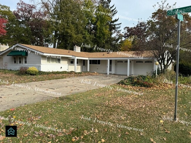 Building Photo - 9316 Southworth Ave
