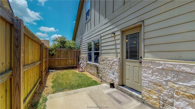 Building Photo - 3416 Cullen Trail