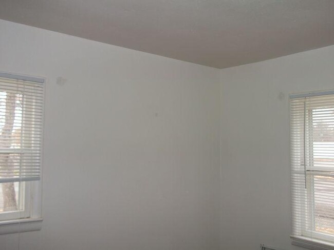 Building Photo - 2 bedroom in Laurel MT 59044