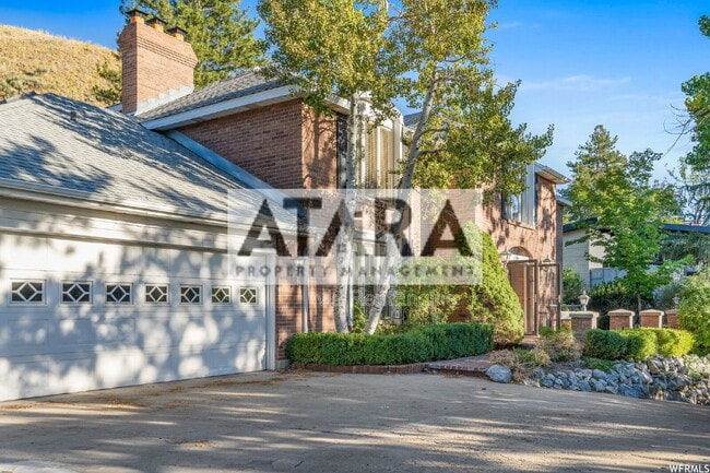 Building Photo - 1577 E Tomahawk Dr