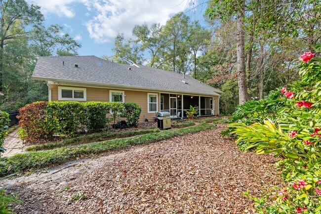 Building Photo - 3773 SW 21st Dr