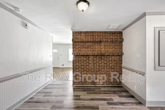 Building Photo - 13141 Overhill Dr