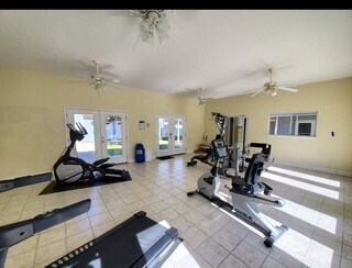 Building Photo - 1664 Beach Blvd