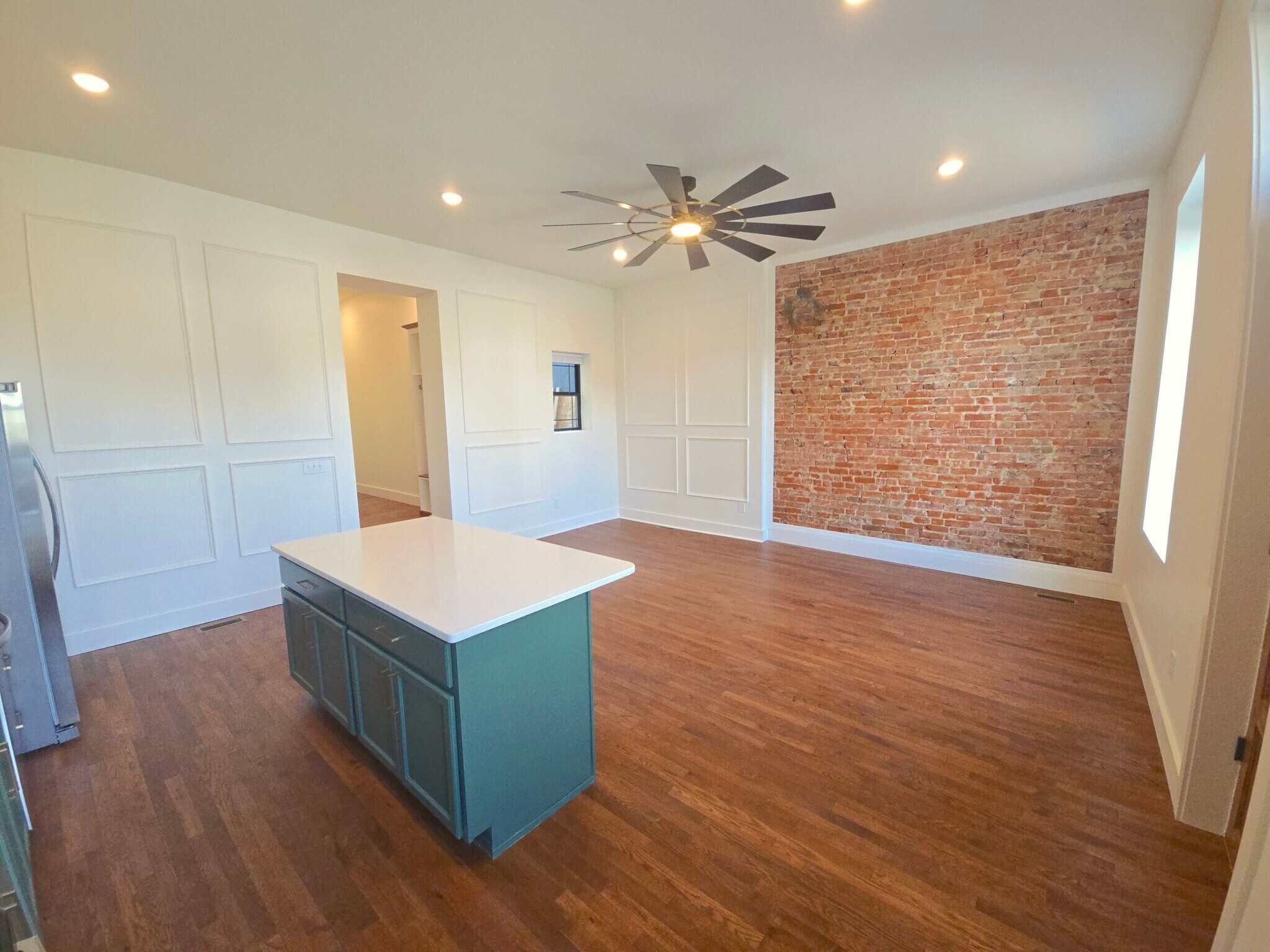 Building Photo - 1207 Lee St