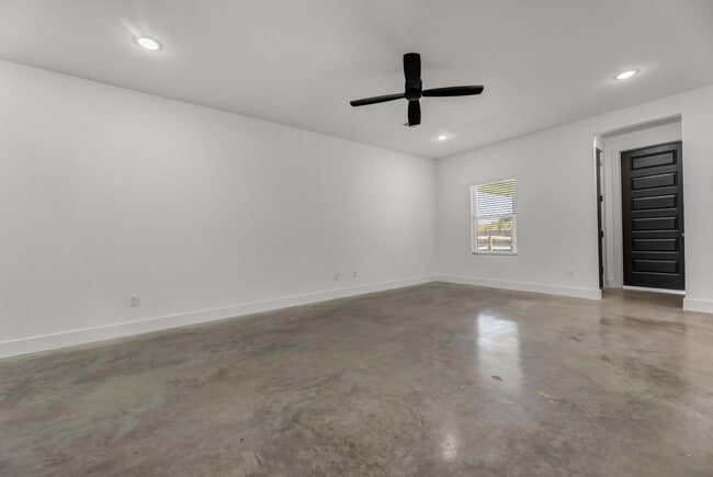 Building Photo - 3007 Alpha Wolf Ct