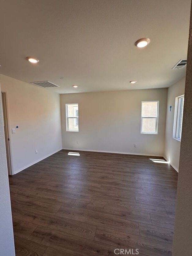 Building Photo - 27550 Brodiaea Ave