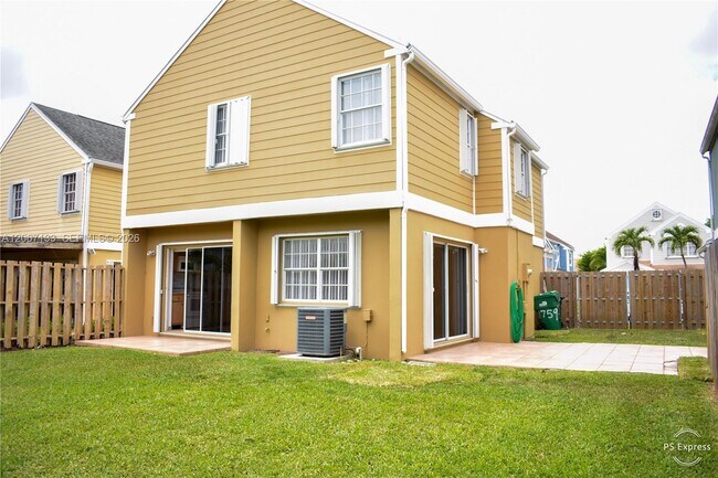 Building Photo - 11759 SW 117th Pl