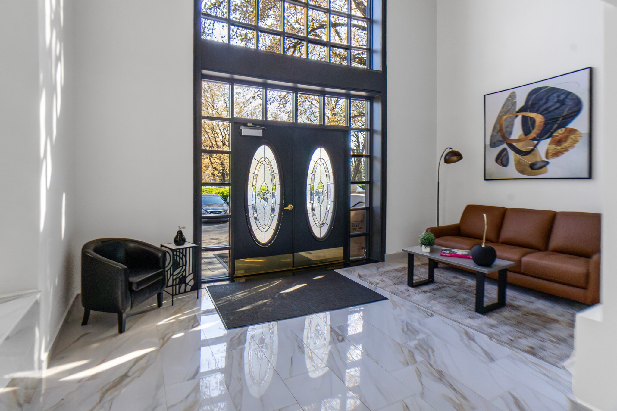 Building lobby - 3104 Pine Heights Dr NE