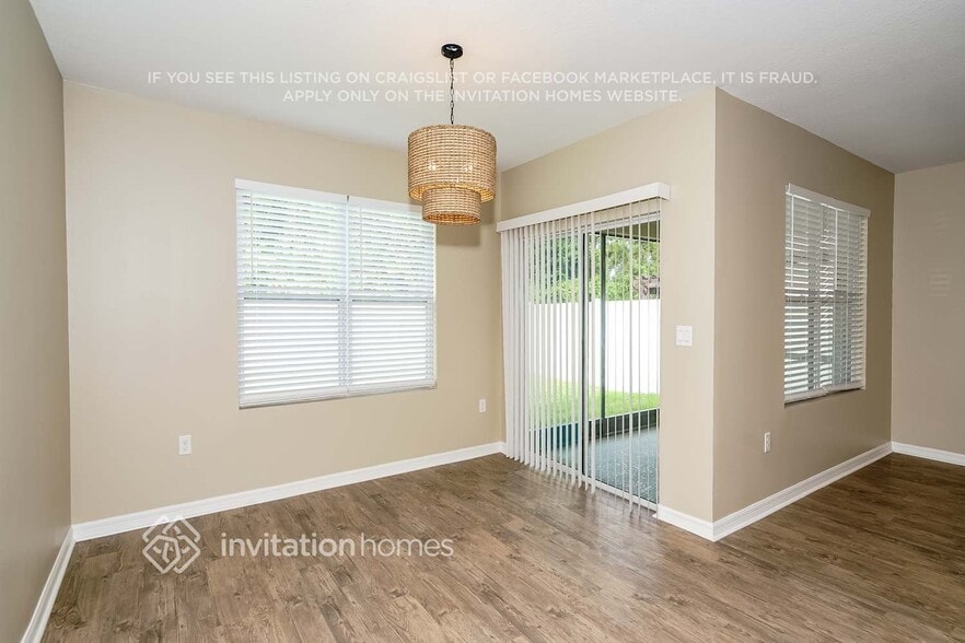 Building Photo - 532 White Coral Ln