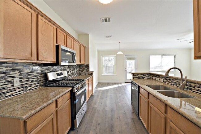 Building Photo - 3665 Spring Canyon Trail