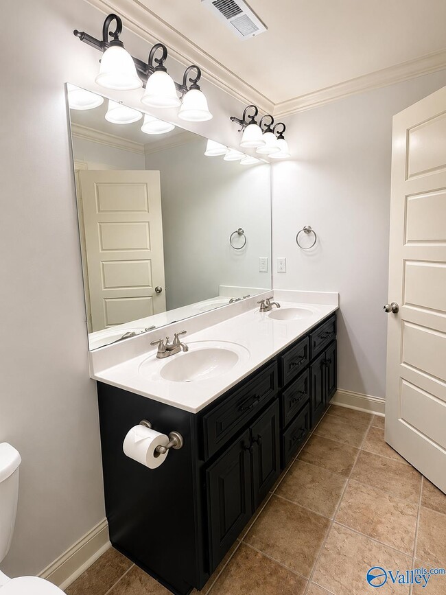 Building Photo - 14263 Muirfield Dr