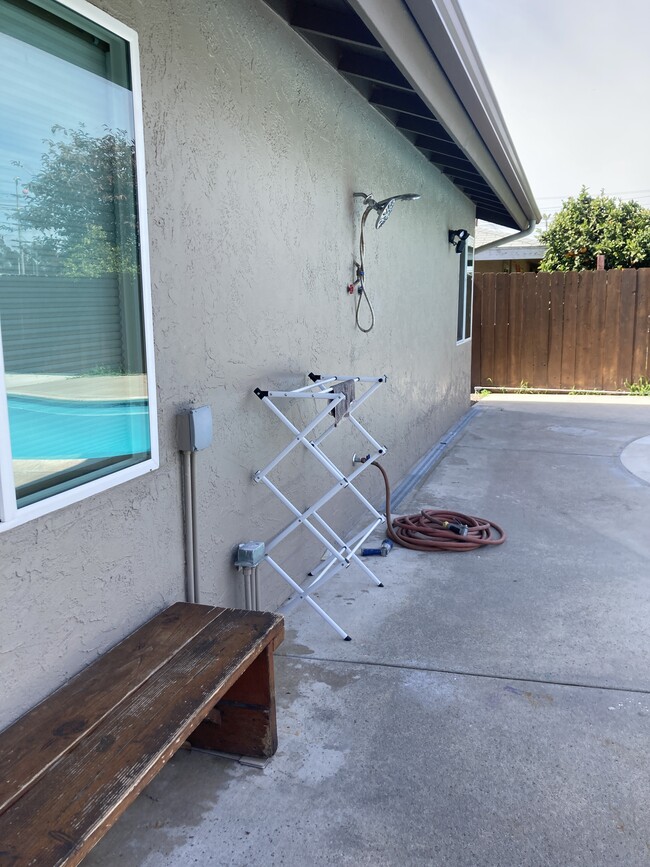 Building Photo - 3514 Hacienda Dr