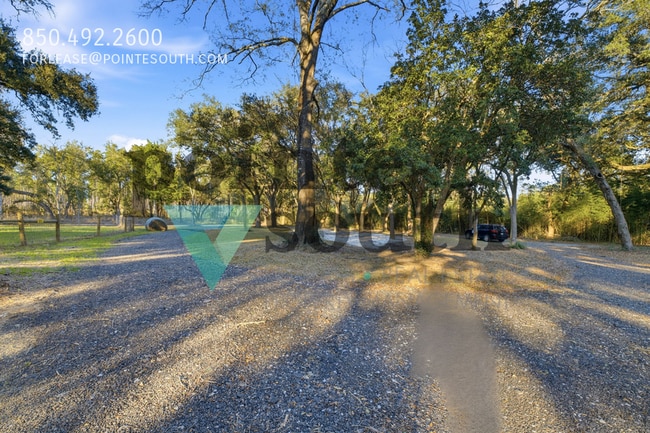 Building Photo - 27522 Burkhardt Dr