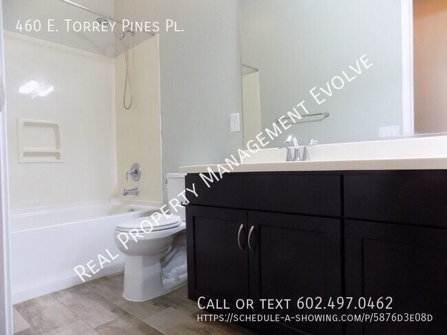 Building Photo - 460 E Torrey Pines Pl