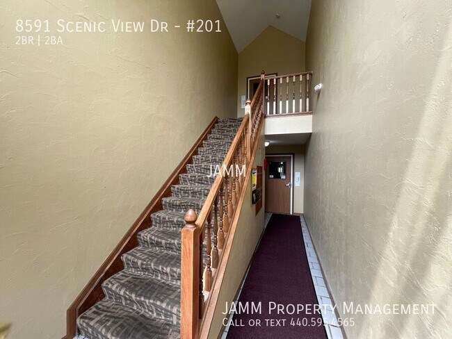 Building Photo - 8591 Scenicview Dr
