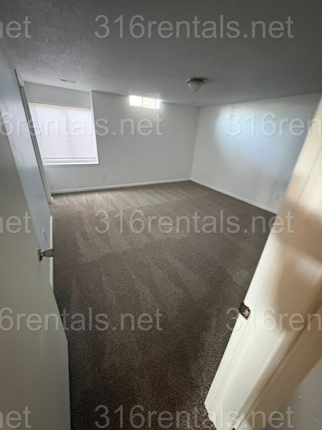 Building Photo - 6446 Mabel St