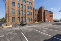 Building Photo - 1720 Chouteau Ave