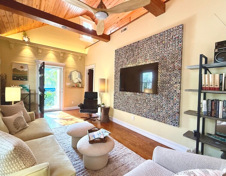 Building Photo - 1409 Olivia St