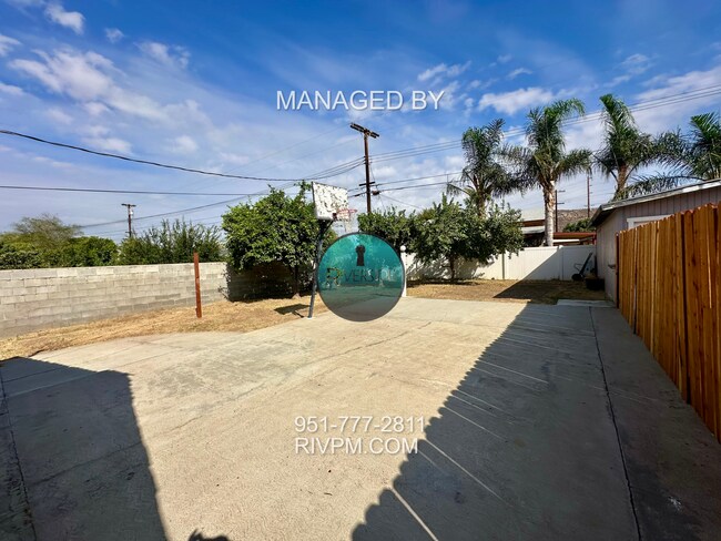 Building Photo - Charming Riverside Home with RV Parking, S...