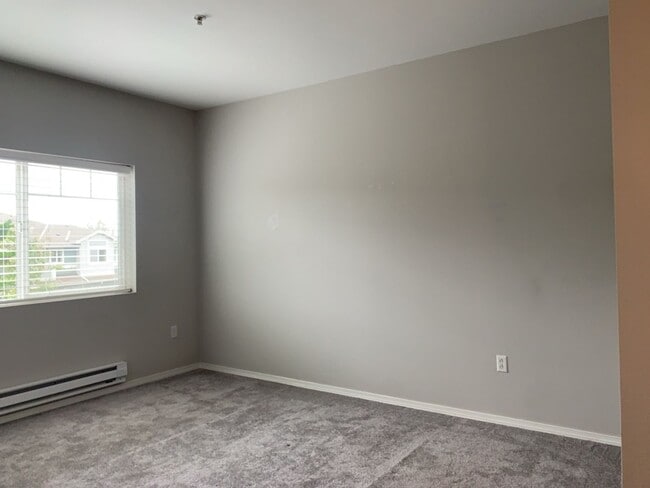 Building Photo - Charming 2Bed, 2Bath Condo in Auburn WA