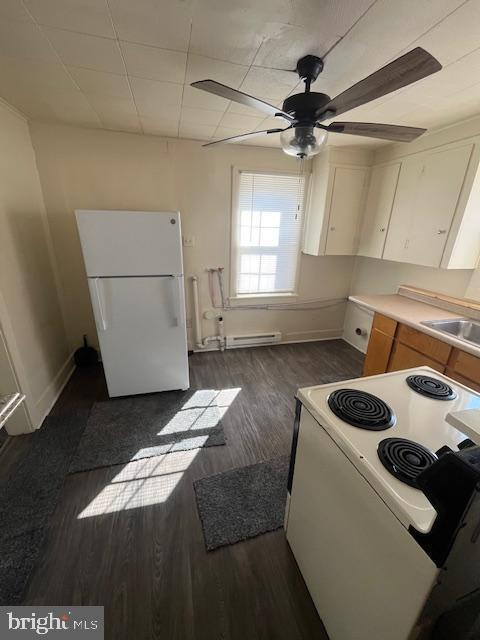 Primary Photo - 215 N Railroad Ave