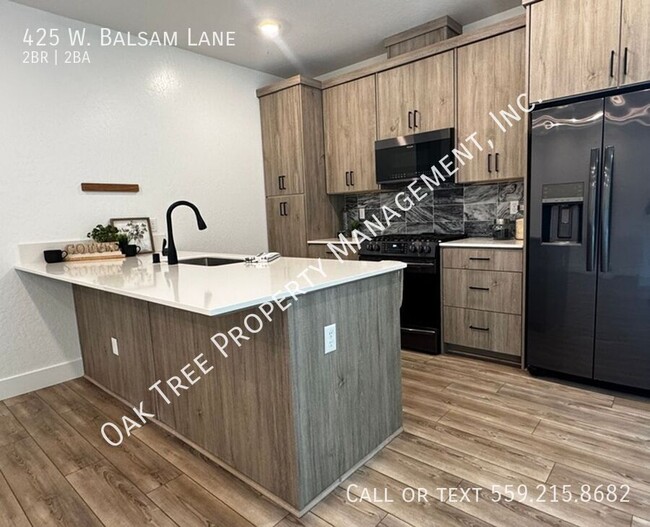 Building Photo - 425 W Balsam Ln