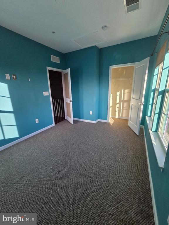 Building Photo - 4500 Fait Ave