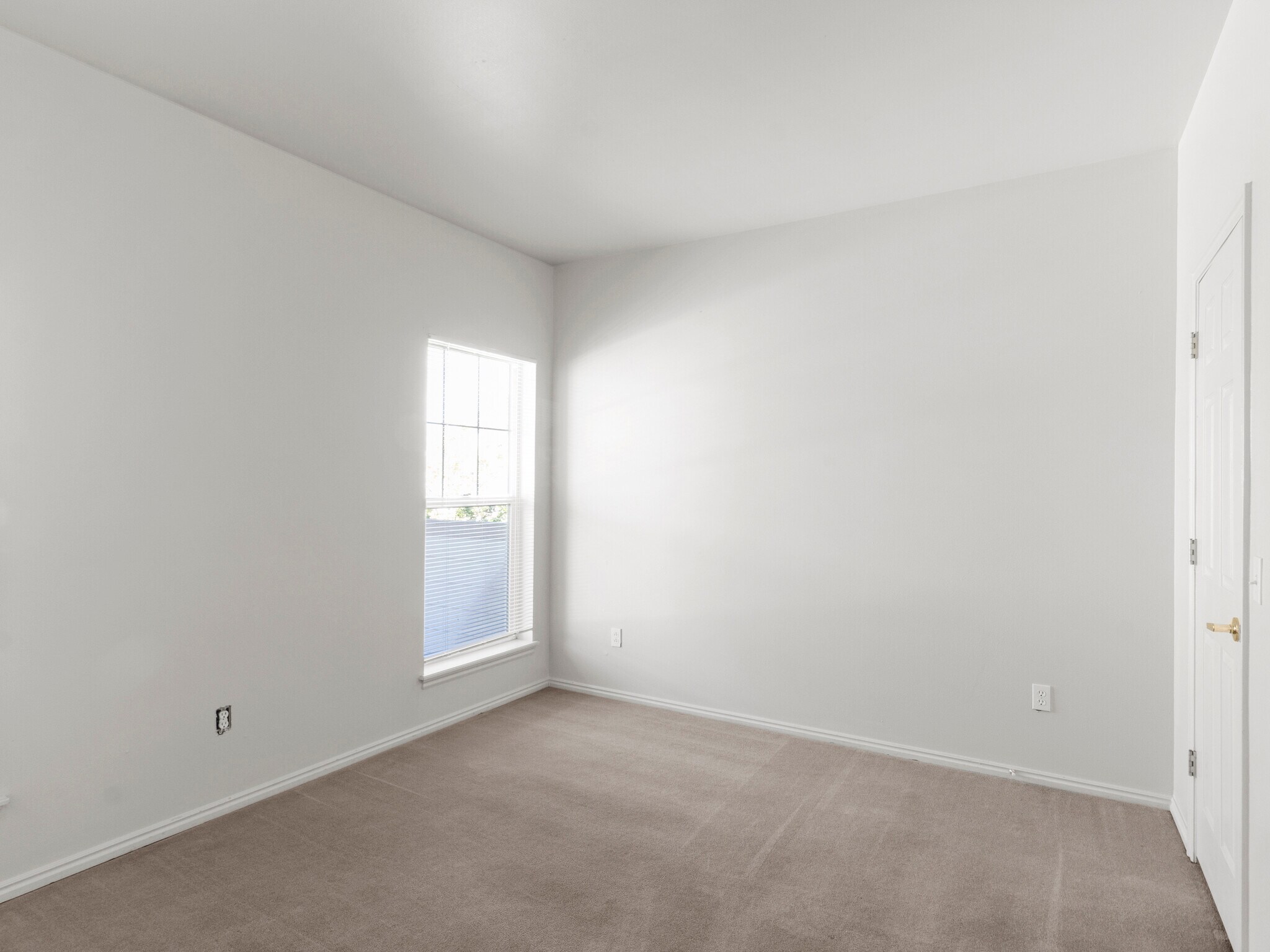Building Photo - 900 Bitner Rd
