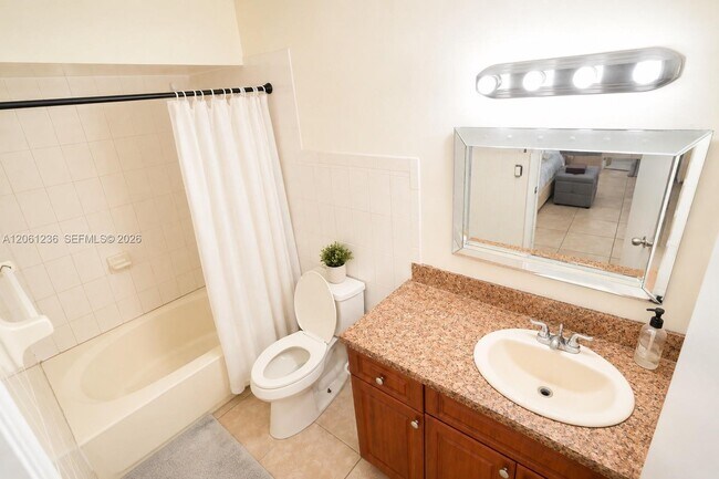 Building Photo - 8381 SW 148th Ave