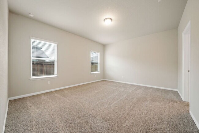 Building Photo - 8907 Arundal Garden