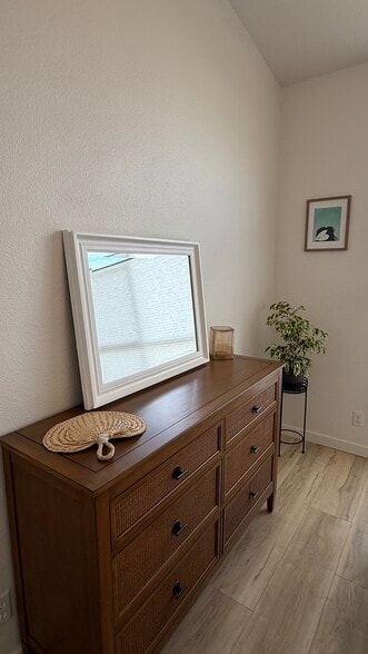 Building Photo - 64-1061-1061 Mamalahoa Hwy