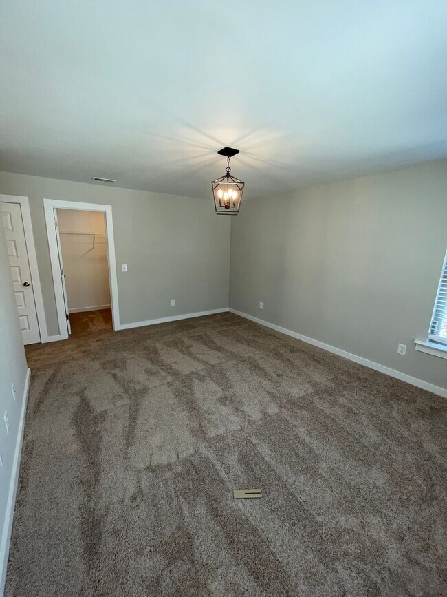 Building Photo - Home for Rent in Calera, AL!!! View with 48 Hours Notice!