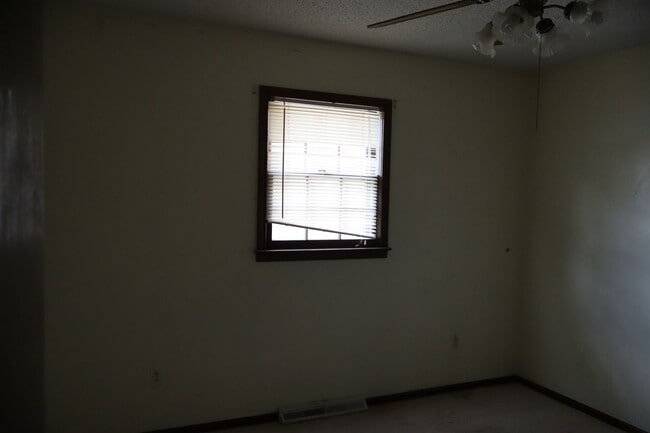 Building Photo - 1900 S El Dorado Dr