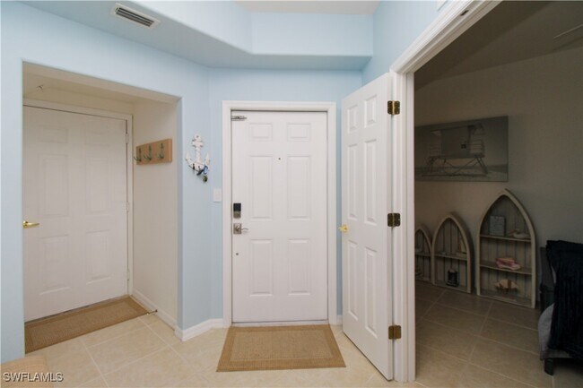 Building Photo - 1415 Tiffany Ln
