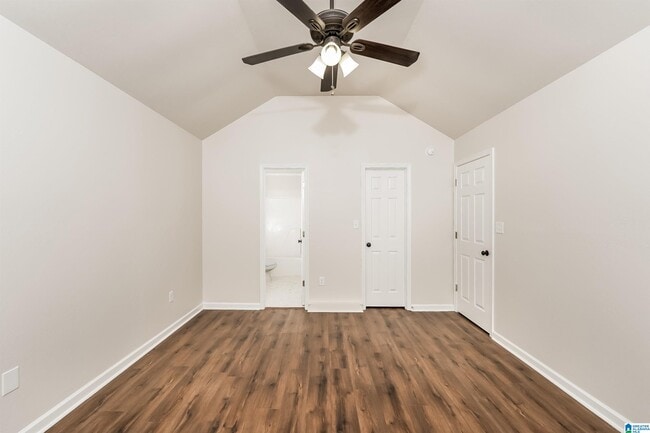 Building Photo - 6078 Russet Meadows Dr