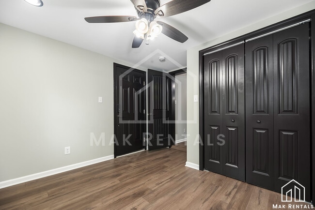 Building Photo - Cloaninger