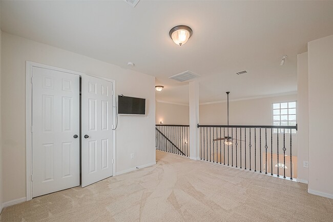 Building Photo - 13206 Versace Dr