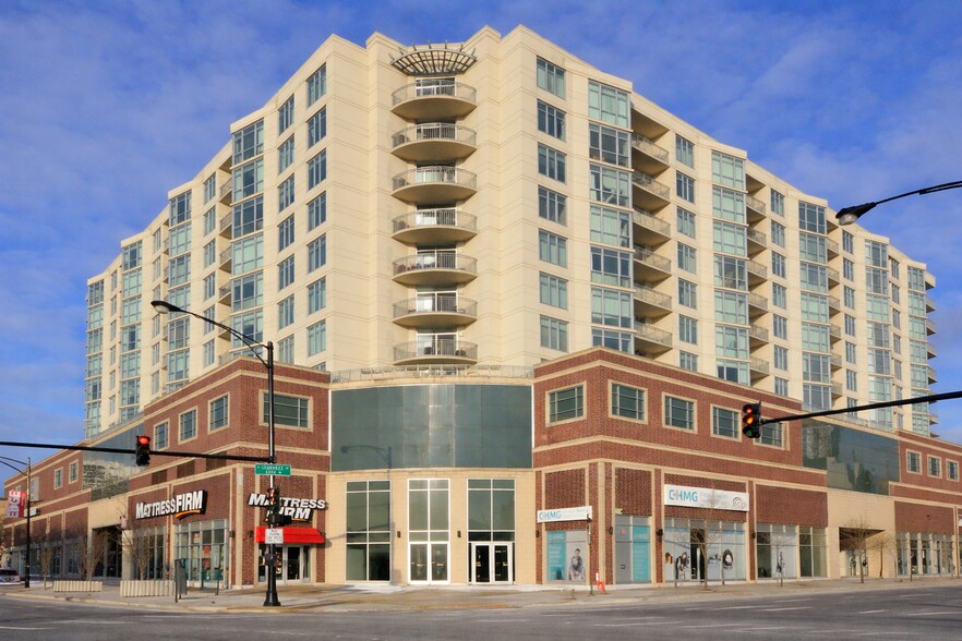 Building Photo - 1133 W Granville Ave