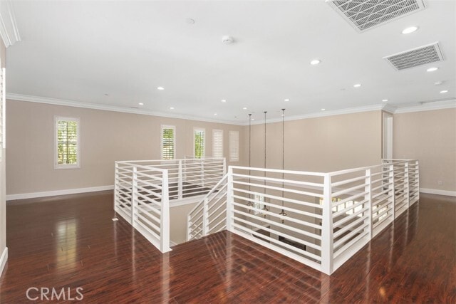 Building Photo - 2854 Alamitos Rd