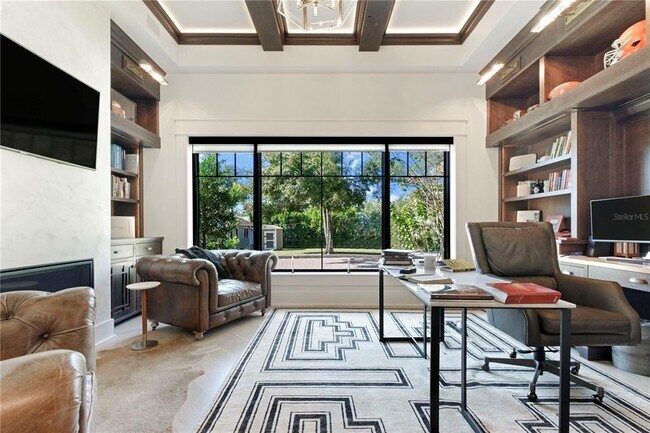 Building Photo - 319 W Frances Ave