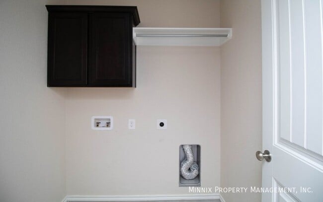 Building Photo - 1519 Rattler Ln