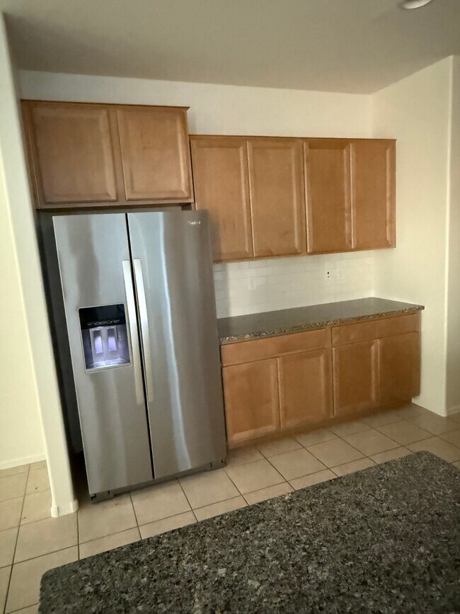 Building Photo - 794 E Catwalk Pl