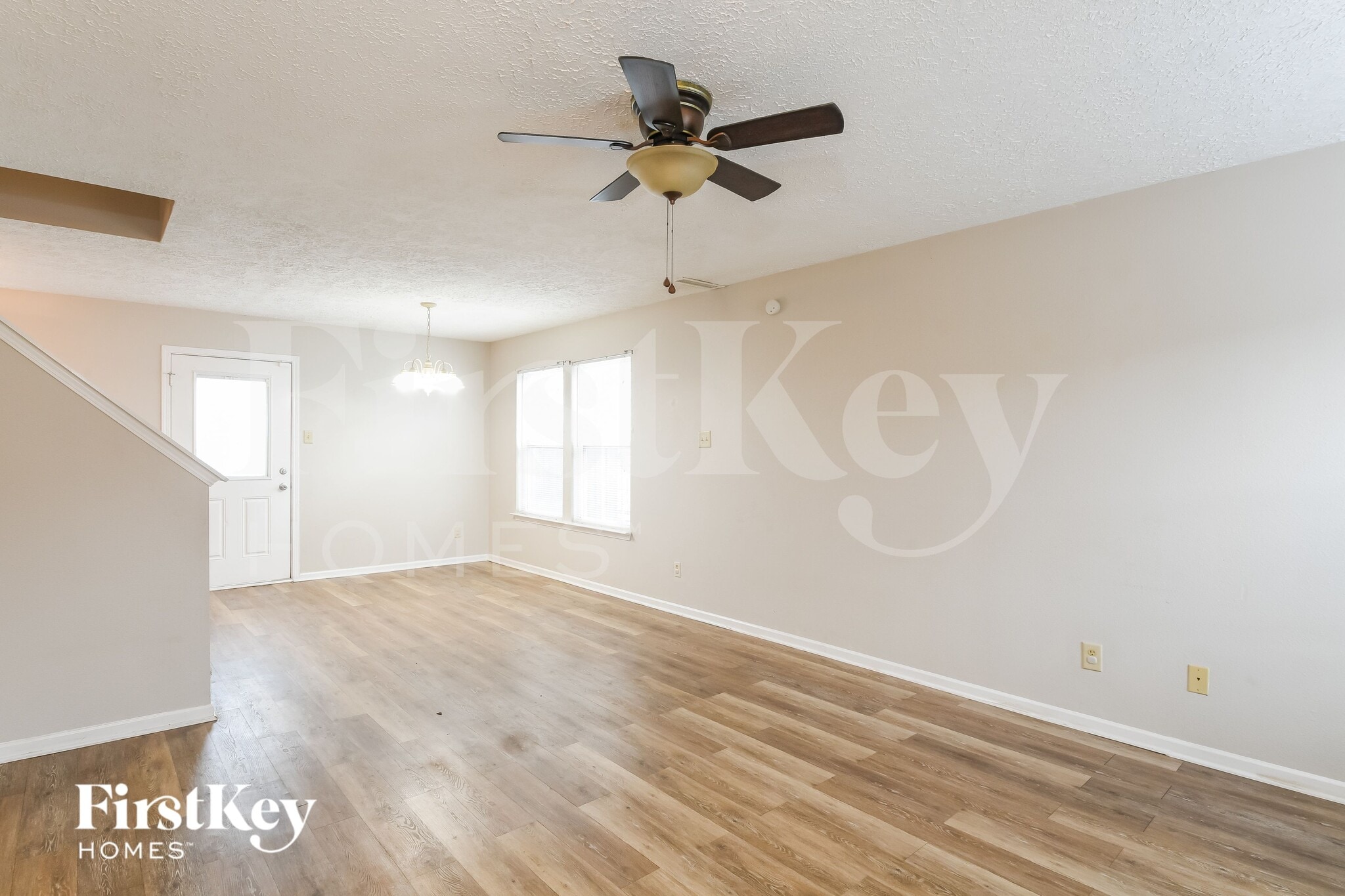 Building Photo - 2332 Providence Ct